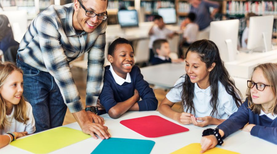 Qué funciones realiza un Técnico Superior en Educación Infantil en un colegio